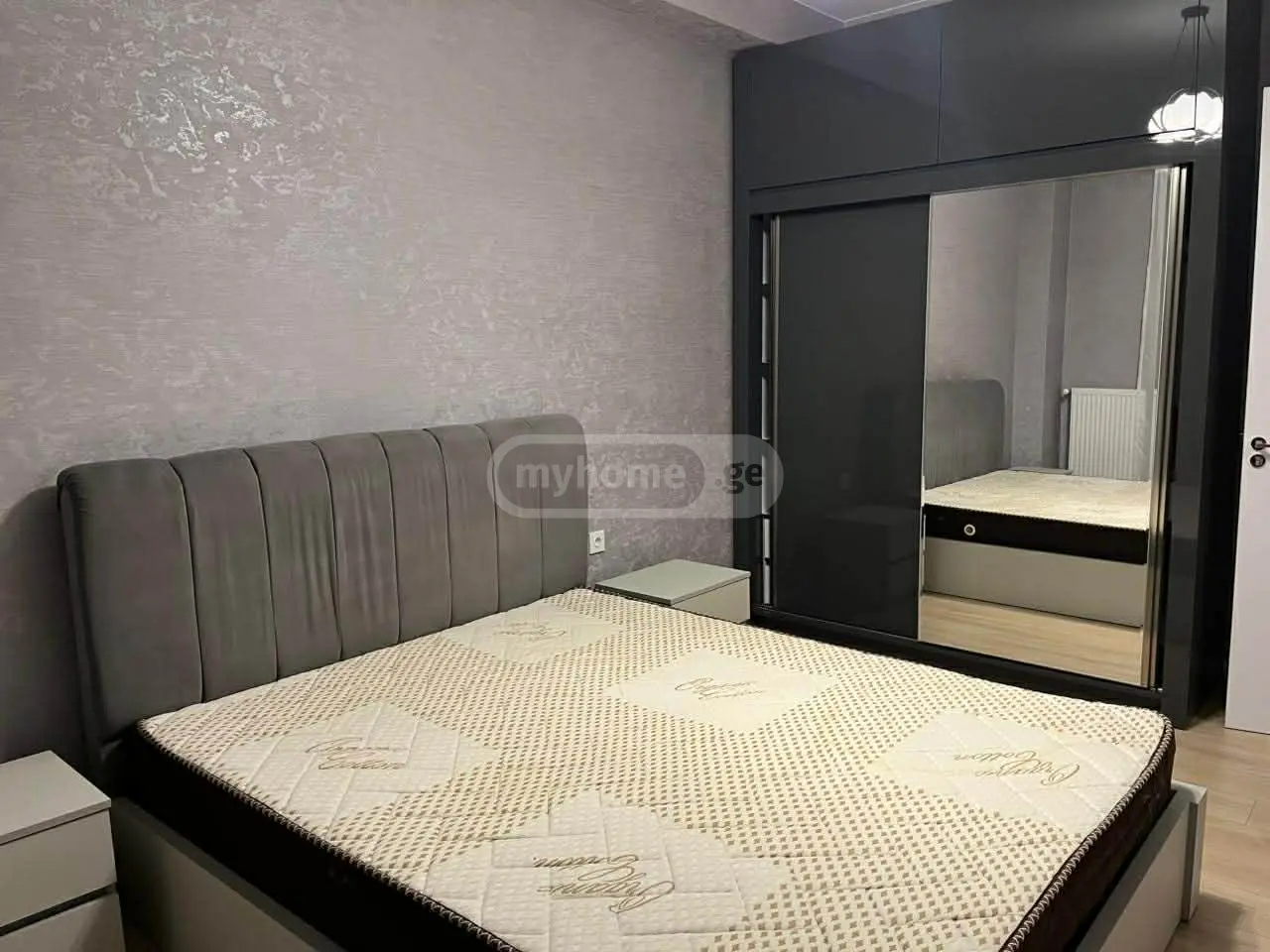  ქირავდება 3 ოთახიანი  ბინა საბურთალოზე  ანა პოლიტკოვსკაიას ქუჩაზე 