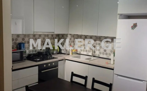  Satılık 2   Daire in Saburtalo dist.  in Tamarashvili st. 