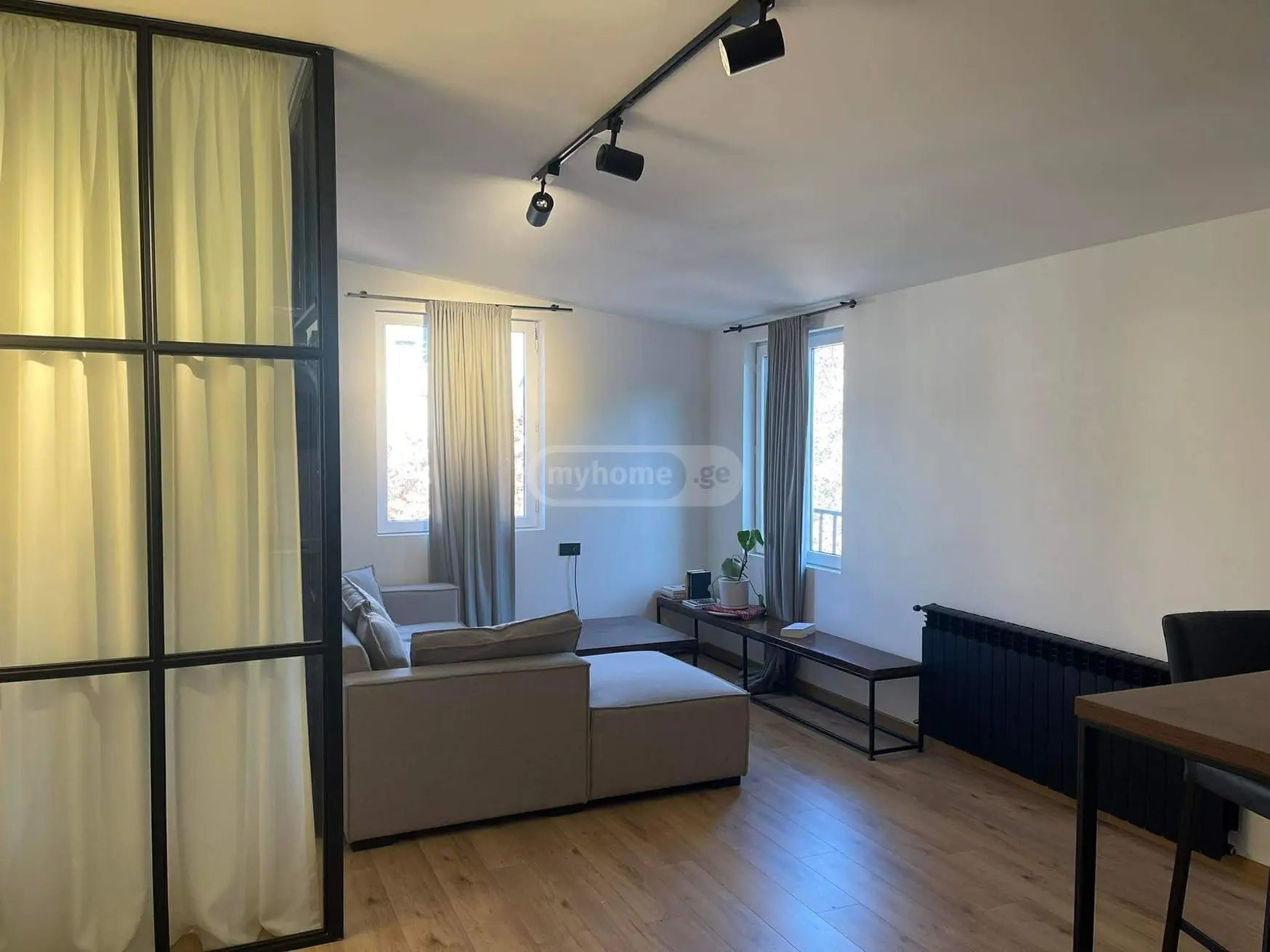  Сдаётся 2 комнатная  Квартира в Ваке  на ул. Палиашвили 