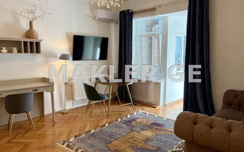 Продается 2 комнатная  Квартира в Сололаки (Старый Тбилиси)  на ул. Верцхли 