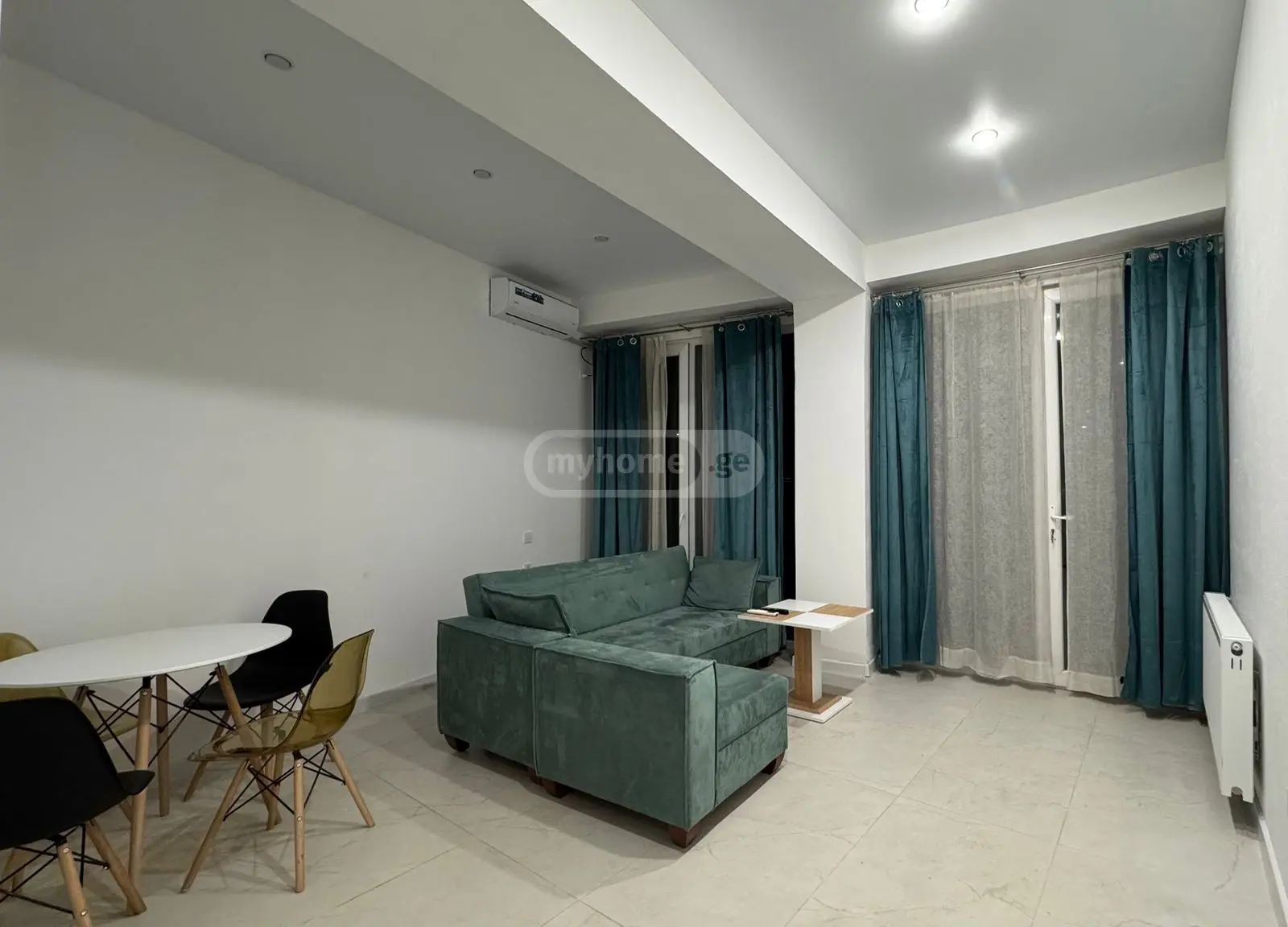  Сдаётся 2 комнатная  Квартира в Ваке  на ул. Габашвили 