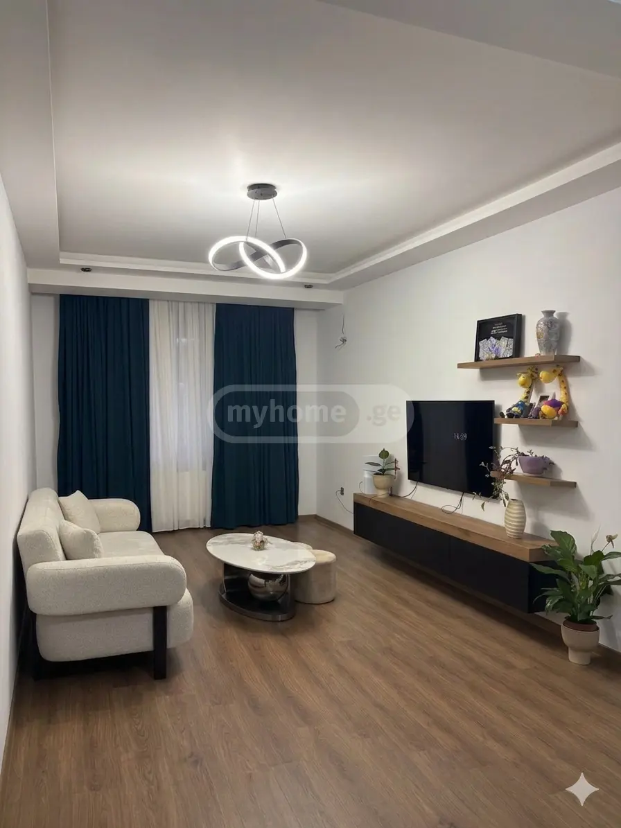  იყიდება 2 ოთახიანი  ბინა ორთაჭალაში  ნადიკვარის ქუჩაზე 