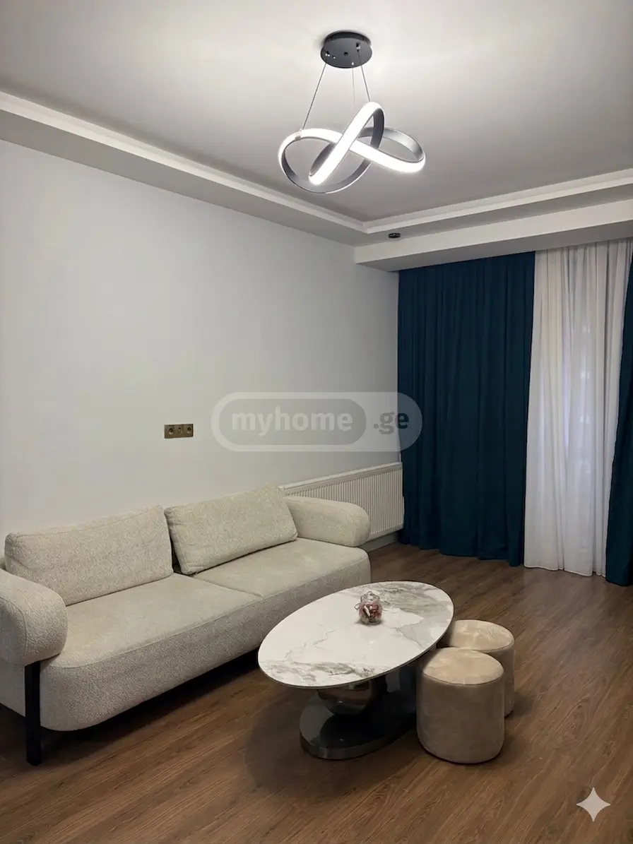  იყიდება 2 ოთახიანი  ბინა ორთაჭალაში  ნადიკვარის ქუჩაზე 