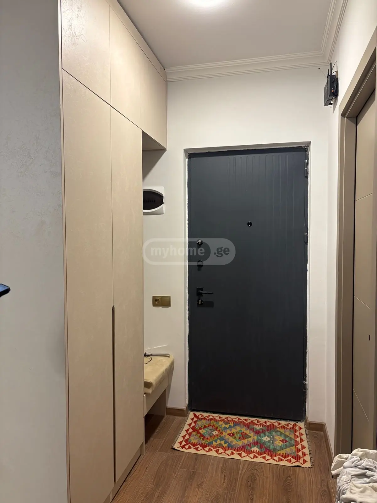  იყიდება 2 ოთახიანი  ბინა ორთაჭალაში  ნადიკვარის ქუჩაზე 