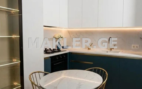  იყიდება 2 ოთახიანი  ბინა ისანში  ნავთლუღის ქუჩაზე 