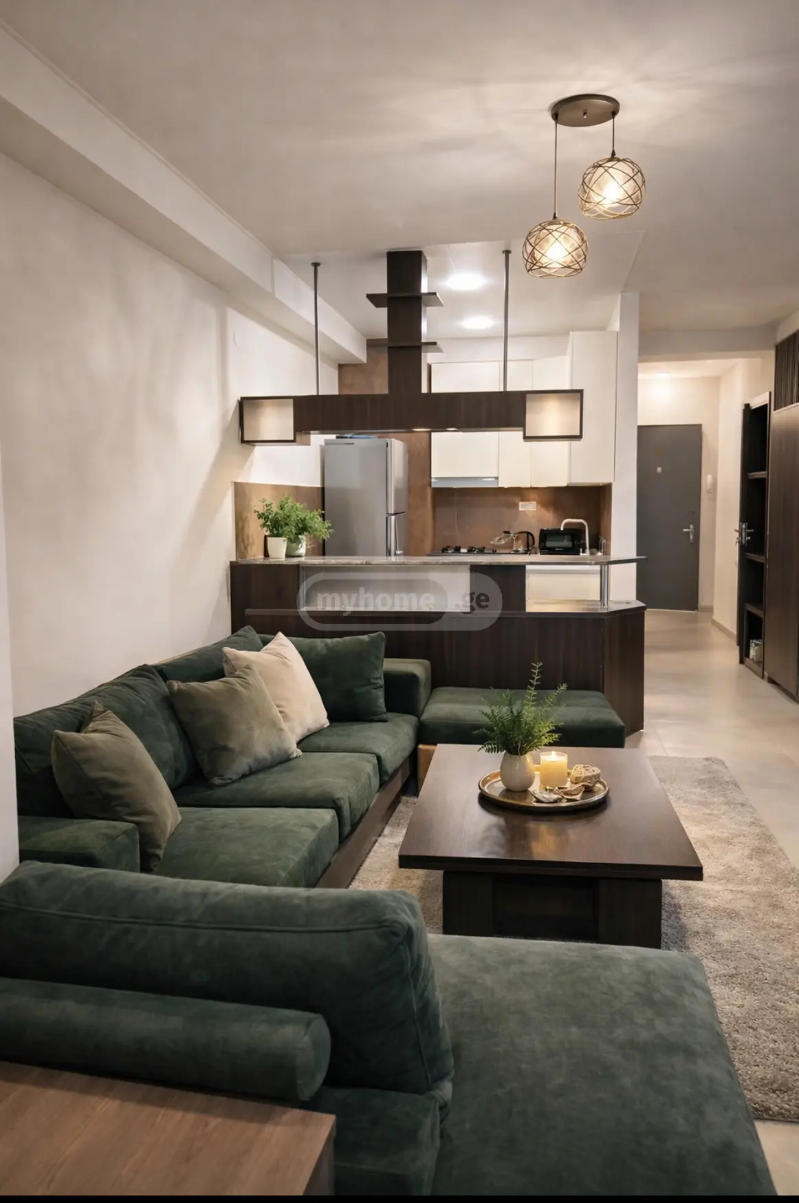  ქირავდება 4 ოთახიანი  ბინა საბურთალოზე  ნუცუბიძის ქუჩაზე 