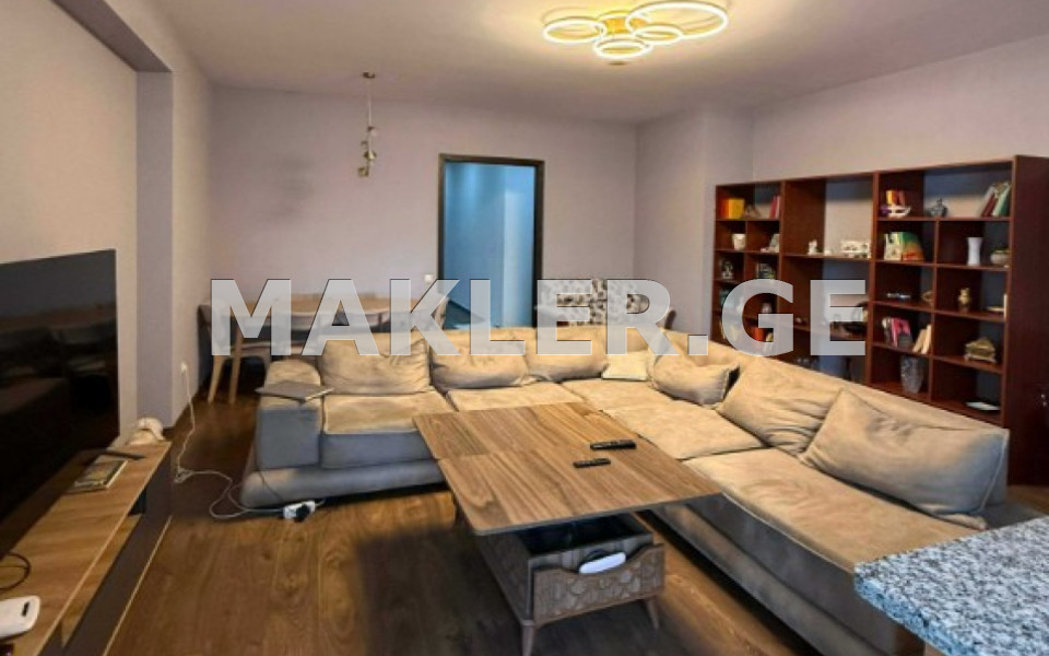 For Sale 4 room  Apartment in Saburtalo dist.  in Kavtaradze st. 