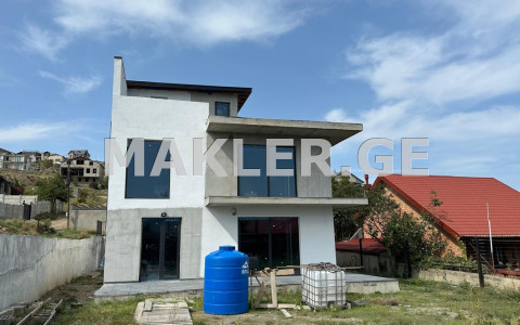  Satılık 380 m²  Villa in Napetvrebi