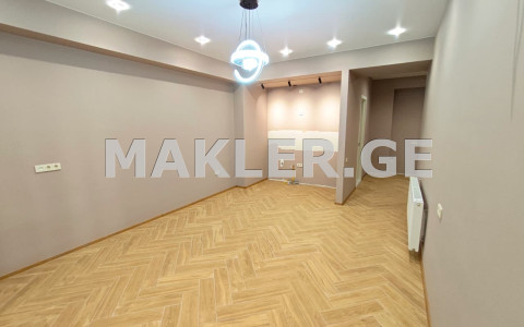  იყიდება 2 ოთახიანი  ბინა საბურთალოზე  შარტავას ქუჩაზე 