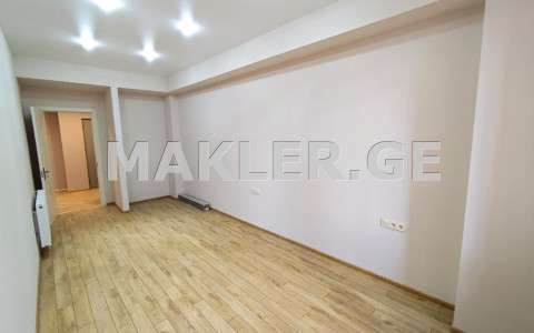  იყიდება 2 ოთახიანი  ბინა საბურთალოზე  შარტავას ქუჩაზე 