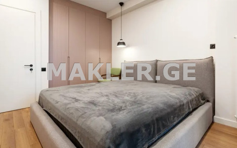  Продается 2 комнатная  Квартира в Сабуртало  на ул. Университетская 