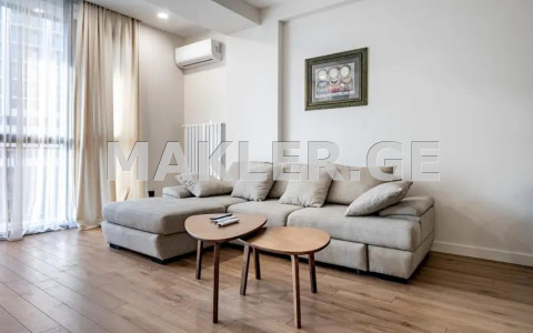  Продается 2 комнатная  Квартира в Сабуртало  на ул. Университетская 