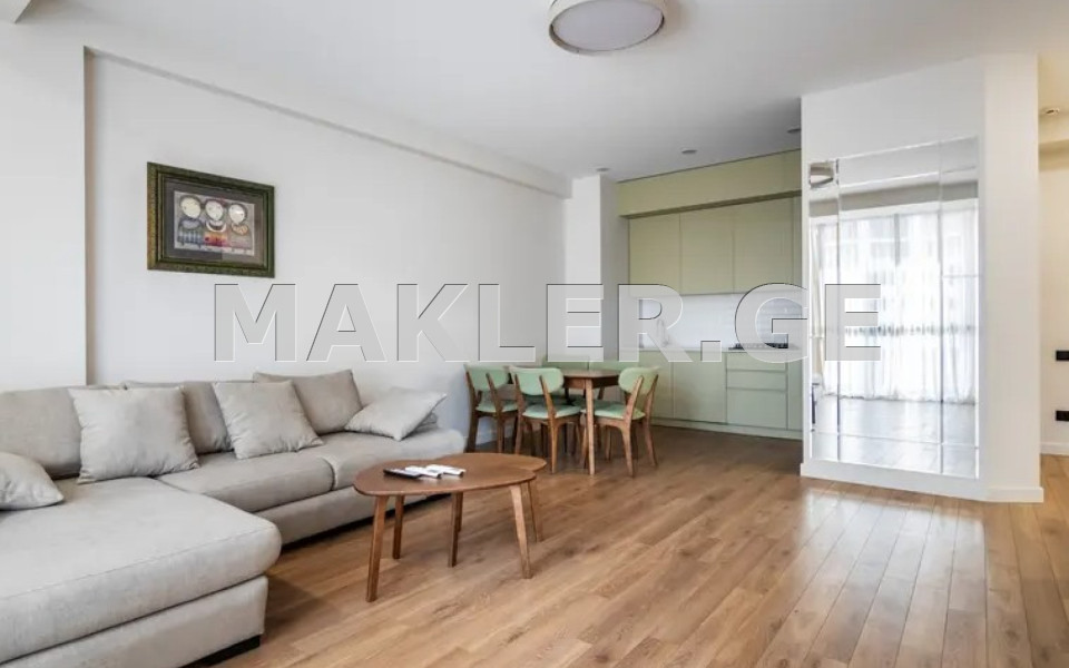  Продается 2 комнатная  Квартира в Сабуртало  на ул. Университетская 