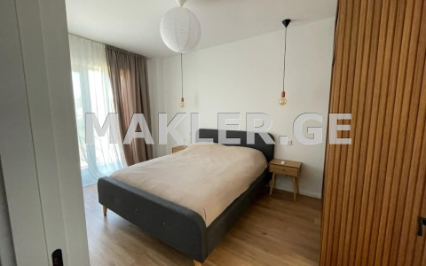  Продается 4 комнатная  Квартира на Озере Лиси