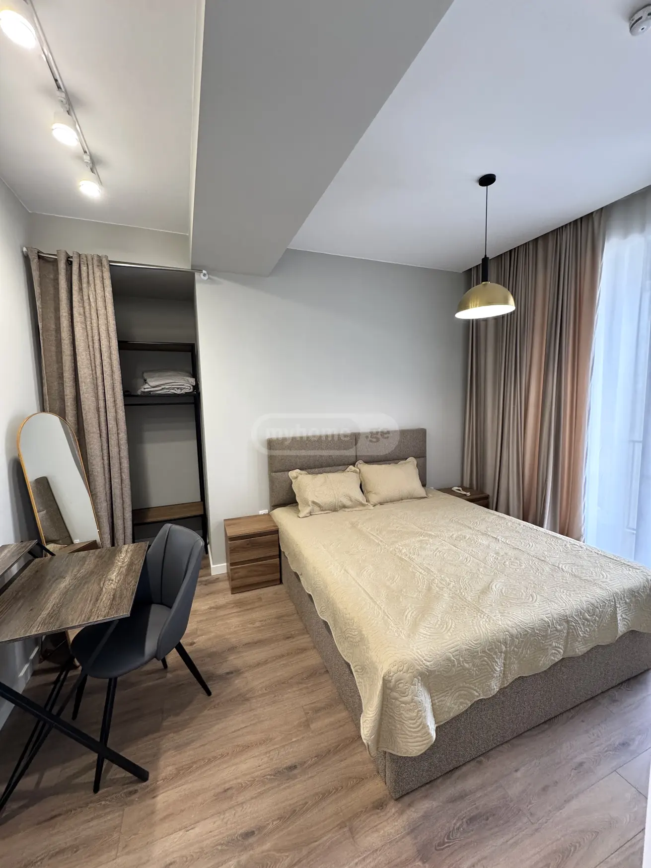  Сдаётся 2 комнатная  Квартира в Сабуртало