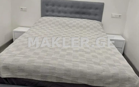  ქირავდება 2 ოთახიანი  ბინა საბურთალოზე  უნივერსიტეტის ქუჩაზე 