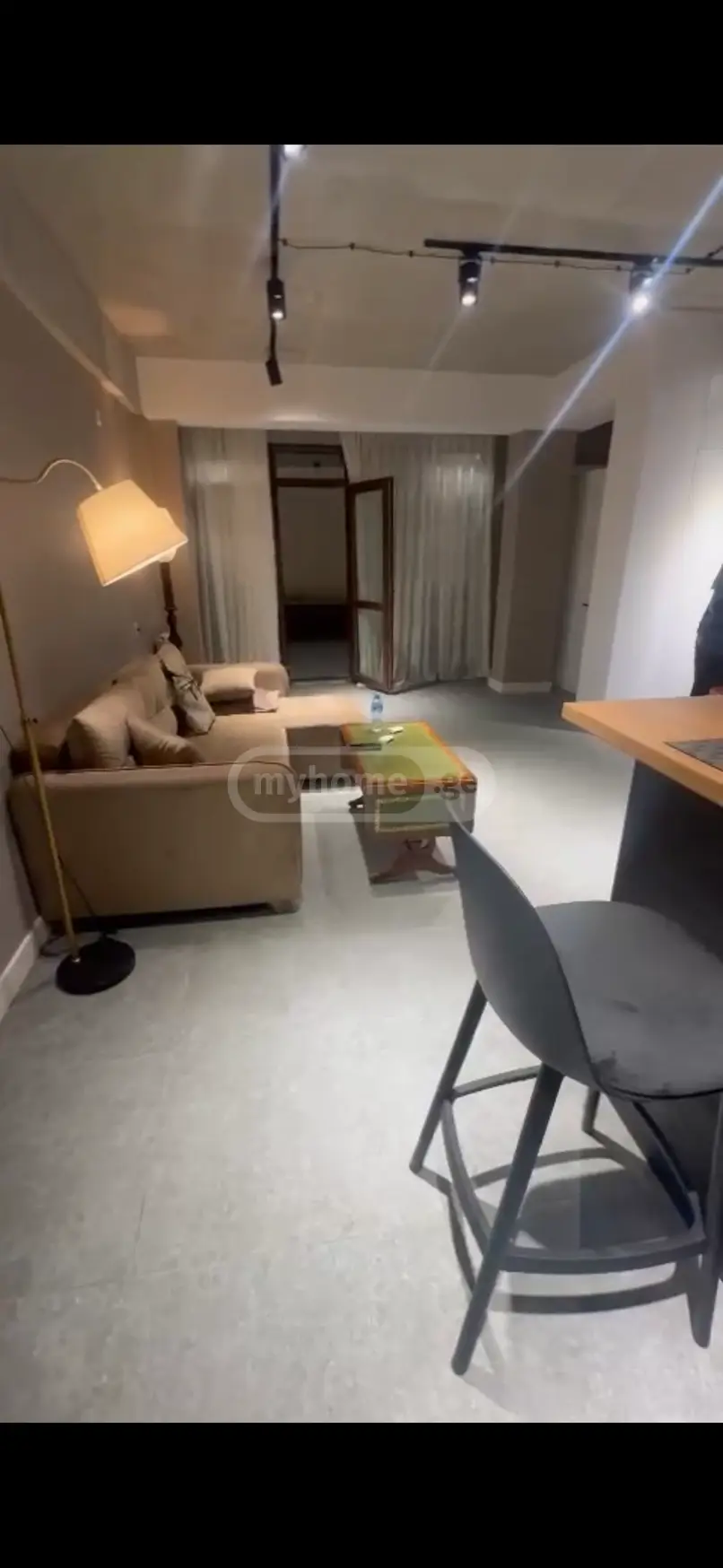  ქირავდება 2 ოთახიანი  ბინა ვაკეში  გიორგი დანელიას ქუჩაზე 