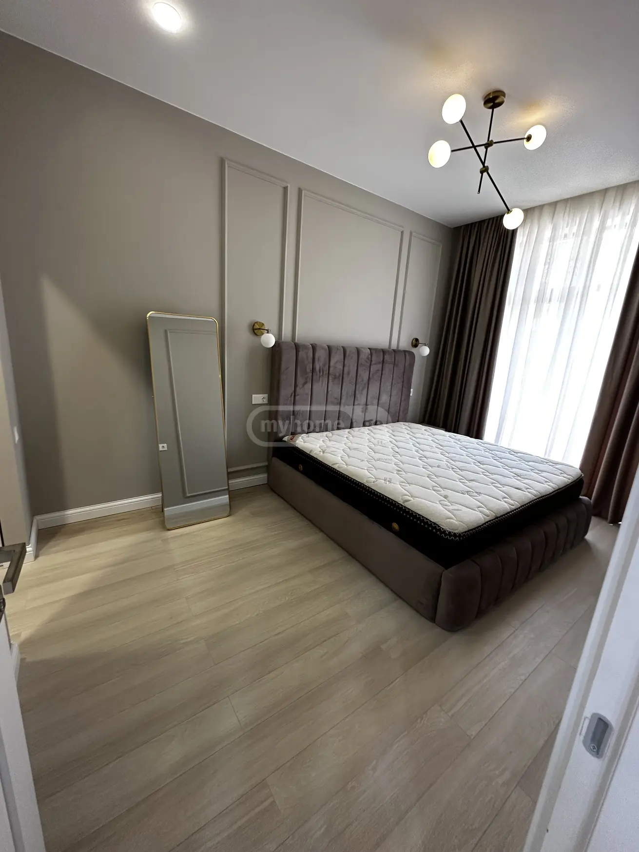  ქირავდება 2 ოთახიანი  ბინა საბურთალოზე  გელოვანის გამზირზე 