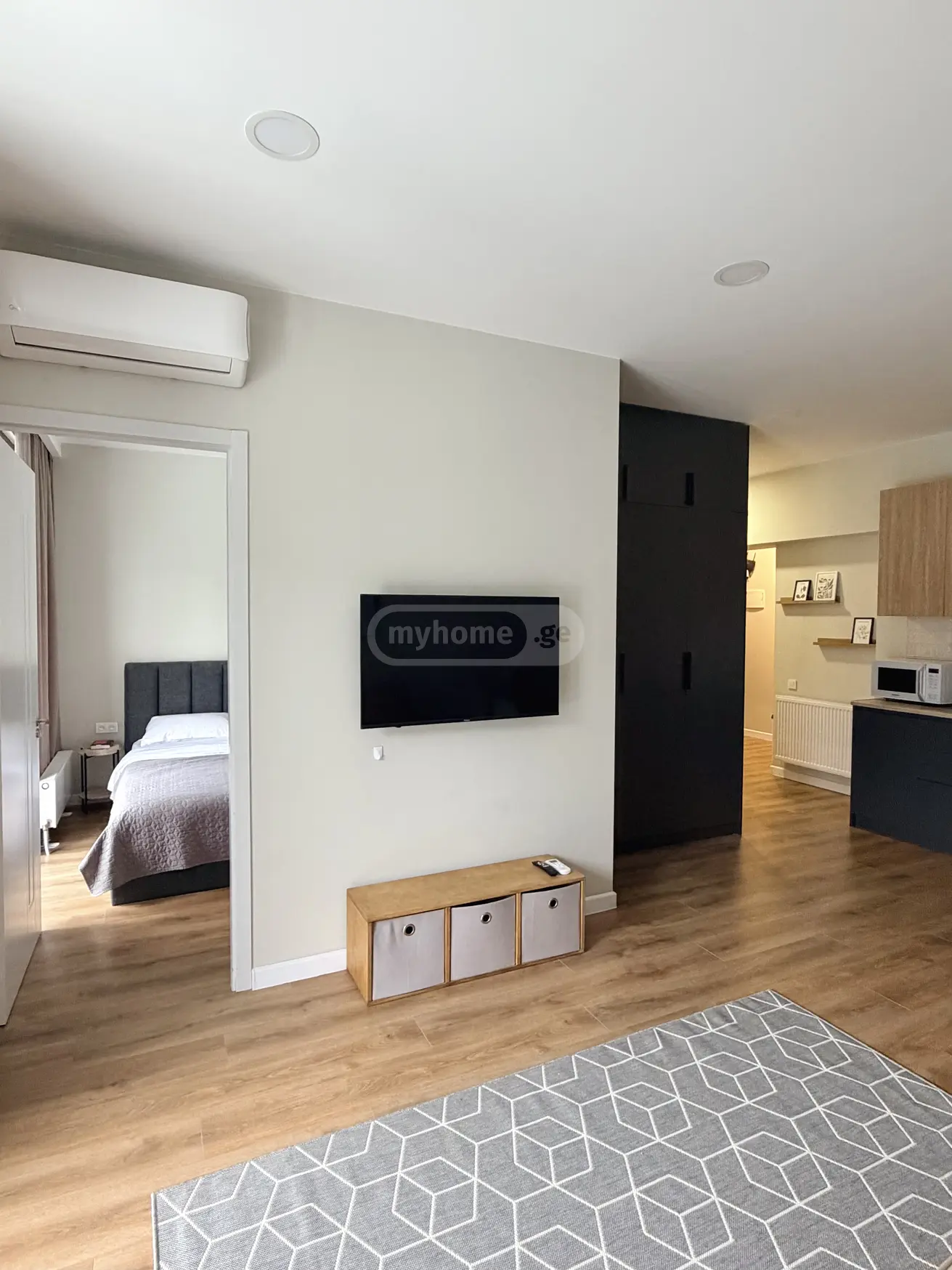  ქირავდება 2 ოთახიანი  ბინა საბურთალოზე  ანჯაფარიძე ზ. II შესში 