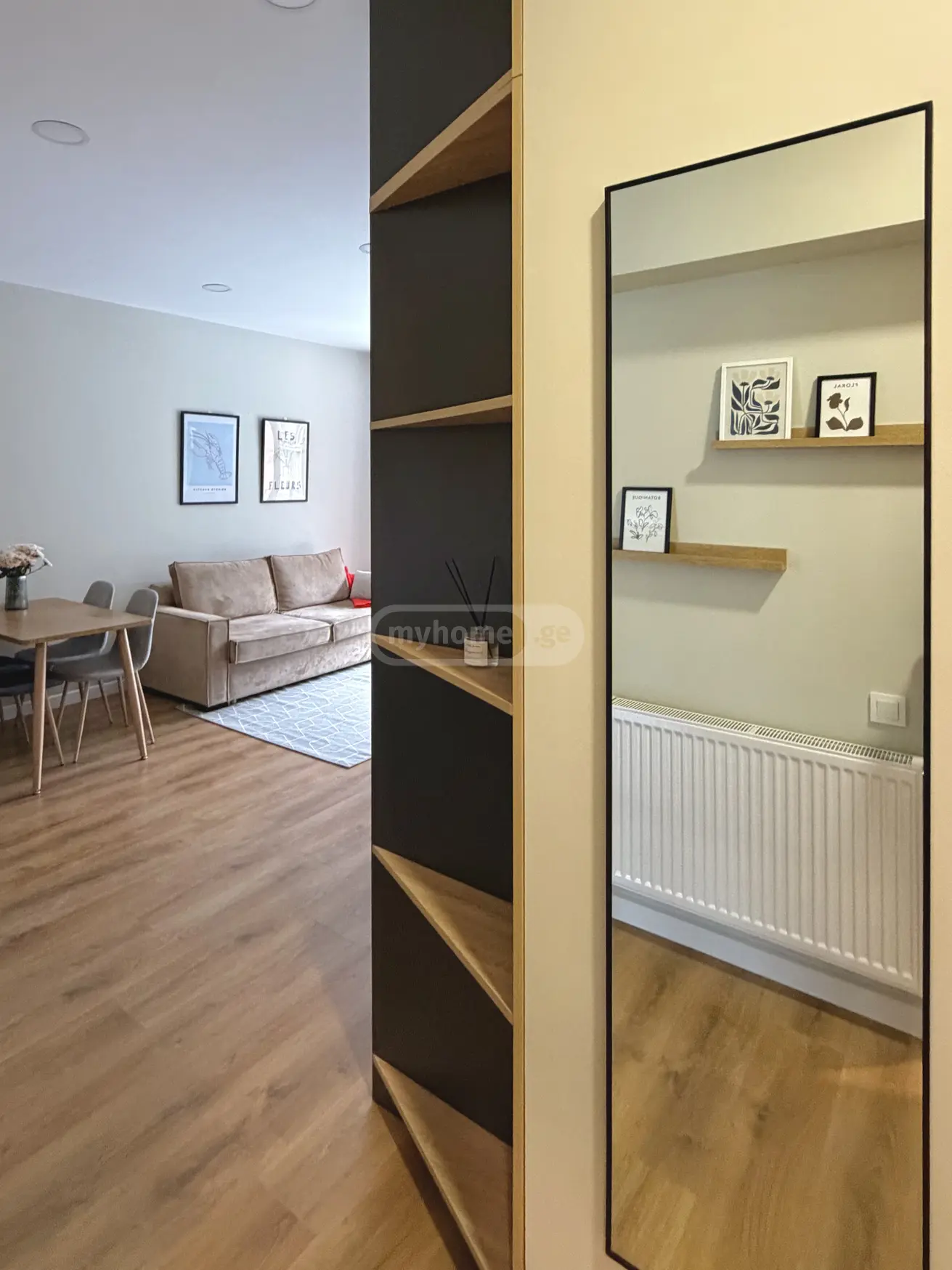  ქირავდება 2 ოთახიანი  ბინა საბურთალოზე  ანჯაფარიძე ზ. II შესში 