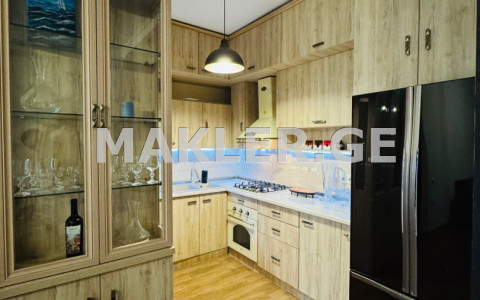  Сдаётся 3 комнатная  Квартира в Ваке  на пр. И. Чавчавадзе 