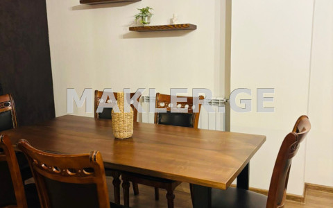  Сдаётся 3 комнатная  Квартира в Ваке  на пр. И. Чавчавадзе 