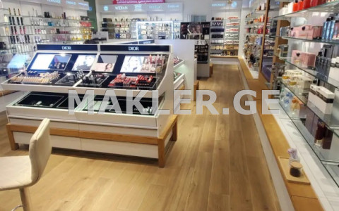  Сдаётся 350 m² площадь Коммерческая площадь в Ваке  на пр. И. Чавчавадзе 