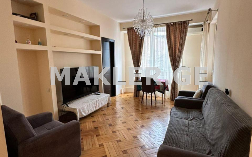  Satılık 4   Daire in Mtatsminda dist. (Old Tbilisi)  in Chonkadze st. 