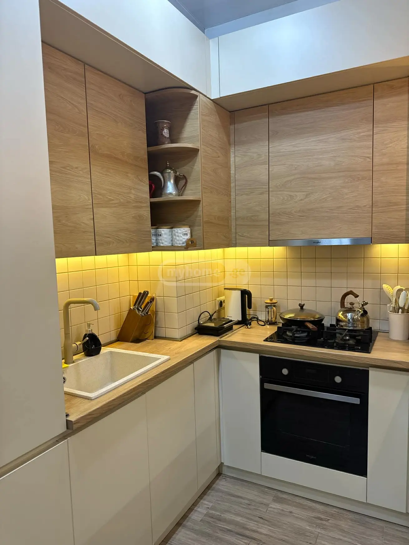  For Sale 2 room  Apartment in Isani dist.  in Richard Holbrooki st. 