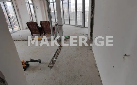  იყიდება 4 ოთახიანი  ბინა ლისის ტბაზე  ავთო ვარაზის ქუჩა 