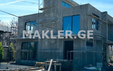  For Sale 375 m² space Private House in Ortachala  in II Kheivani st. 