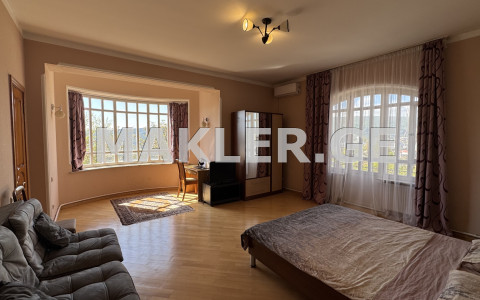  Kiralık 250 m²  Villa in Isani dist.  in Amirejibi st. 