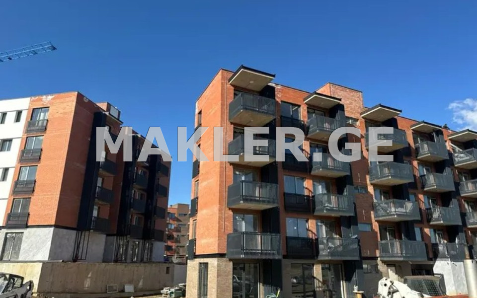  იყიდება 3 ოთახიანი  ბინა ლისის ტბაზე  ავთო ვარაზის ქუჩა 