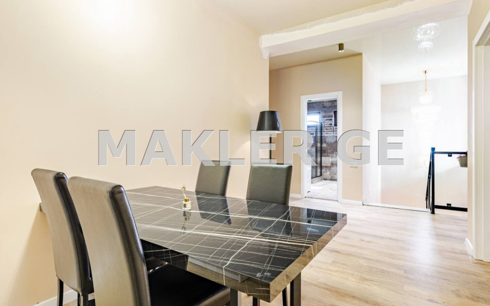  למכירה 220 m² מֶרחָב פרטי בית near the Tbilisi sea