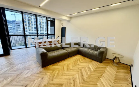  For Sale 3 room  Apartment in Saburtalo dist.  in Universiteti st. 