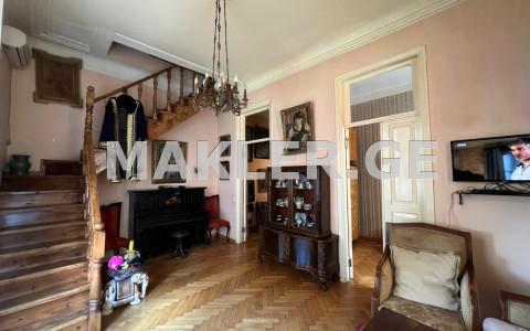  للبيع 3 room  الشقة في تبليسي  in L. Asatiani st. 