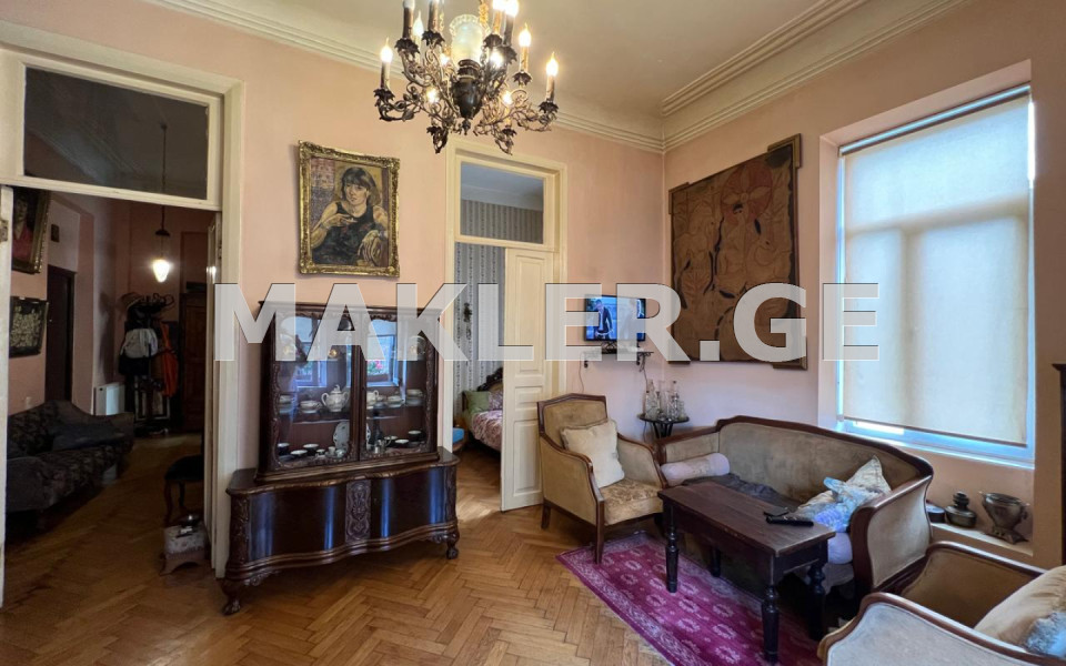  للبيع 3 room  الشقة في تبليسي  in L. Asatiani st. 