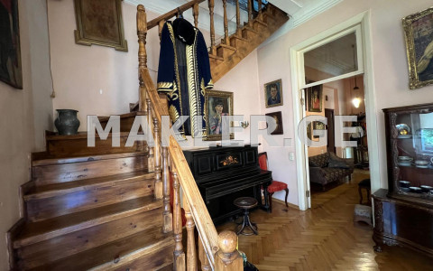  للبيع 3 room  الشقة في تبليسي  in L. Asatiani st. 