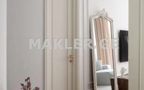  For Sale 2 room  Apartment in Vake dist.  in  Shatberashvili st. 