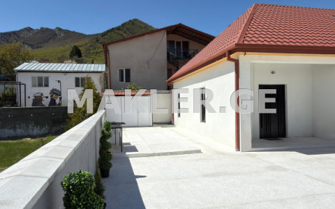  For Sale 175 m² space Private House in Mtskheta