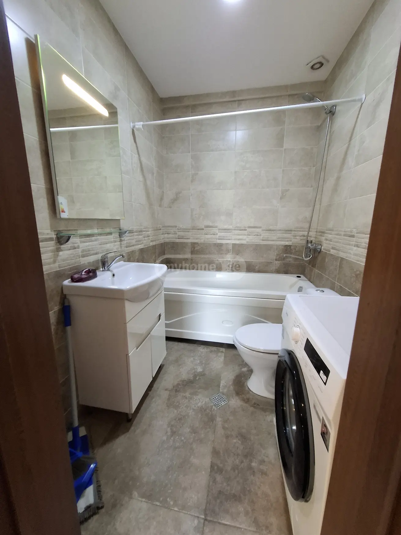  Satılık 3   Daire in Saburtalo dist.  in Ana Politkovskaya st. 