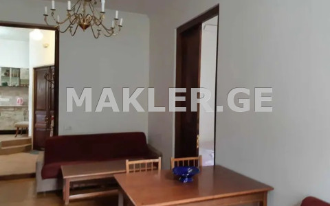  Satılık 2   Daire in Sololaki dist. (Old Tbilisi)  in L. Asatiani st. 
