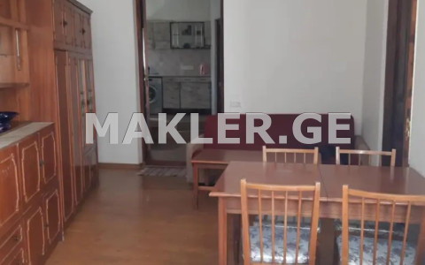  Satılık 2   Daire in Sololaki dist. (Old Tbilisi)  in L. Asatiani st. 