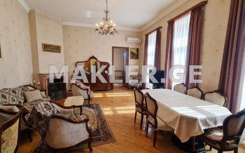  For Sale 4 room  Apartment in Sololaki dist. (Old Tbilisi)  in Iashvili st. 