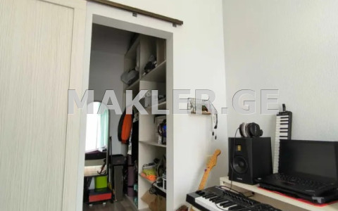  For Sale 2 room  Apartment in Saburtalo dist.  in Alexander Ioseliani st 