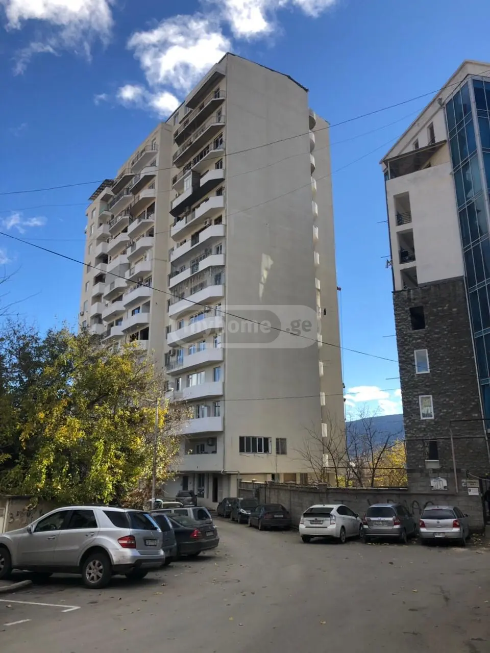  Satılık 3   Daire in Saburtalo dist.  on S. Zaldastanishvili St. 