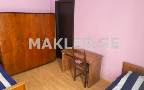  For Sale 3 room  Apartment in Saburtalo dist.  on S. Zaldastanishvili St. 