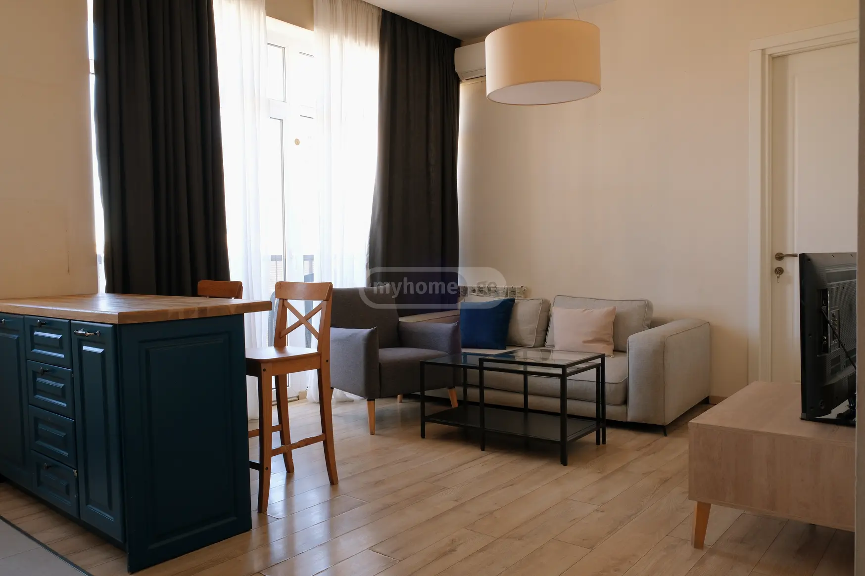  For Rent 3 room  Apartment in Saburtalo dist.  in S. Tsintsadze st. 