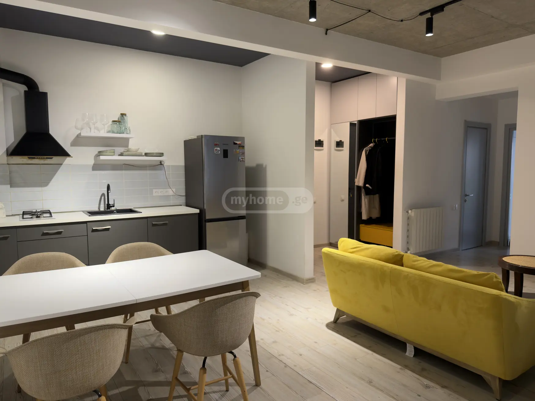  Kiralık 3   Daire in Saburtalo dist.  in Ana Politkovskaya st. 