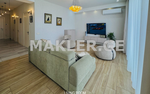  For Sale 5 room  Apartment in Ortachala  in Gorgasali st. 